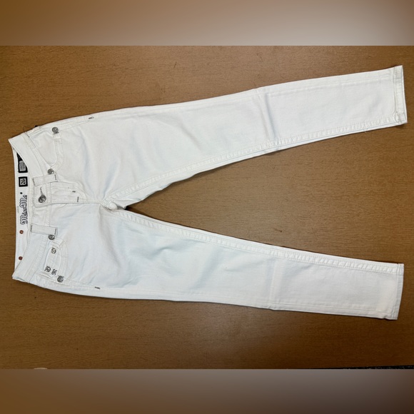 White with bling pockets MissMe jeans ‼️brand new‼️ - Picture 3 of 4